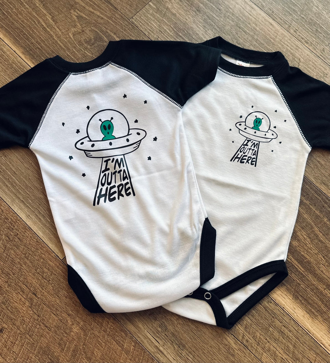 I'm Outta Here Alien Raglan Bodysuit - Infant