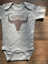 Load image into Gallery viewer, Howdy Longhorn Tees &amp; Bodysuits (NB-Adult 3XL)
