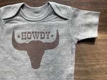 Load image into Gallery viewer, Howdy Longhorn Tees &amp; Bodysuits (NB-Adult 3XL)
